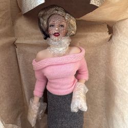 Franklin mint Marilyn Monroe Porcelain Doll