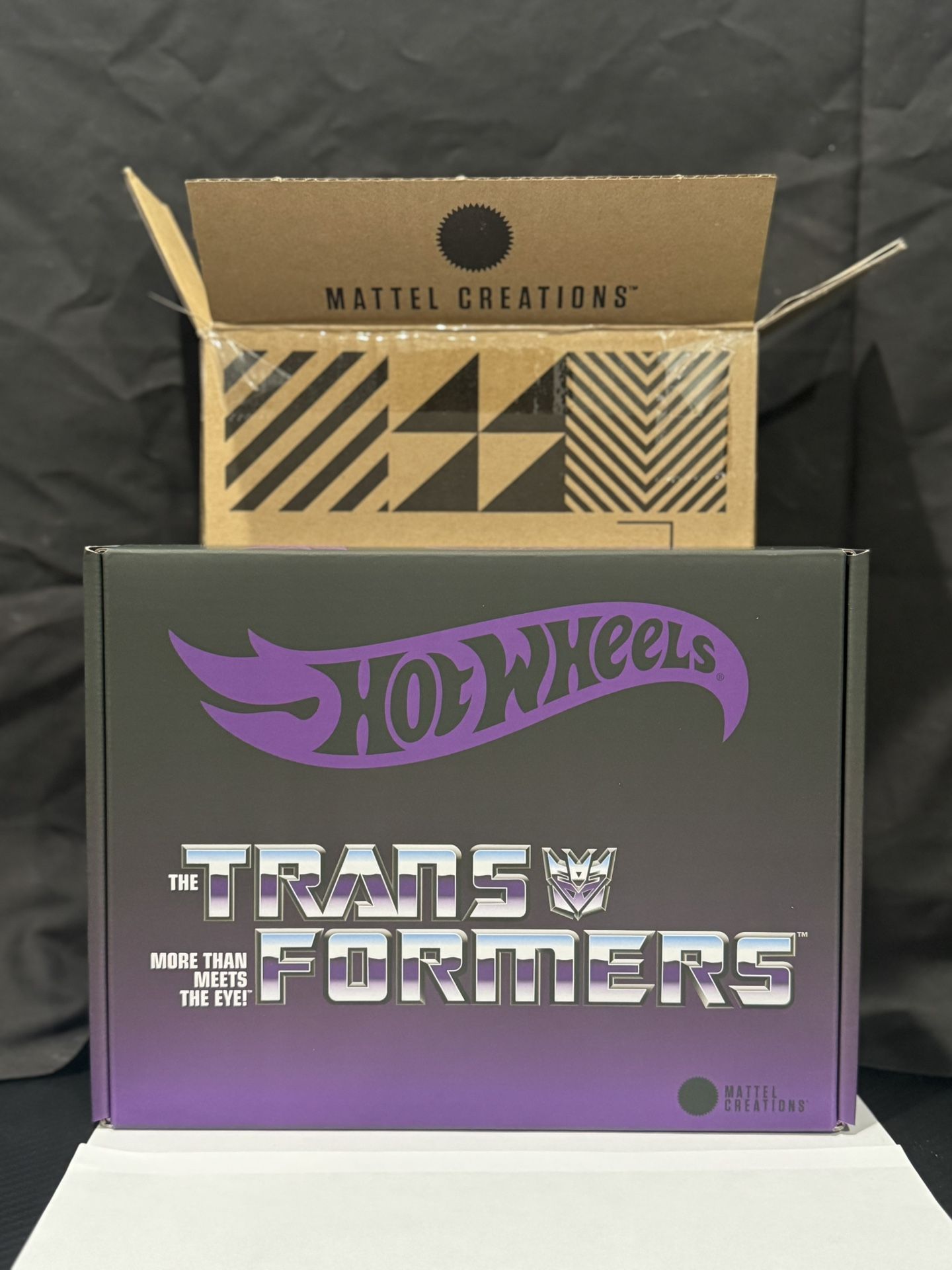 Hot Wheels Transformer Nemesis Prime