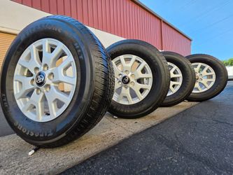 Wheels 17 6 lugs toyota tacoma 2026