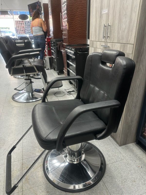 Salon Chair