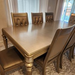 Dining Set