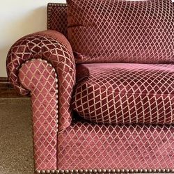 Reduced!!!!  Gorgeous Red And Gold Couch. Large. 10 Ft Long By 33 In High By 43 In Deep.