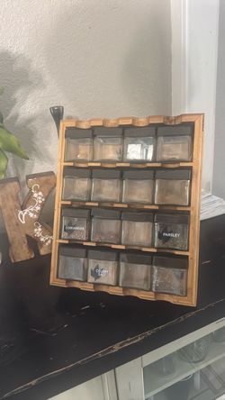 Condiment organizer rack