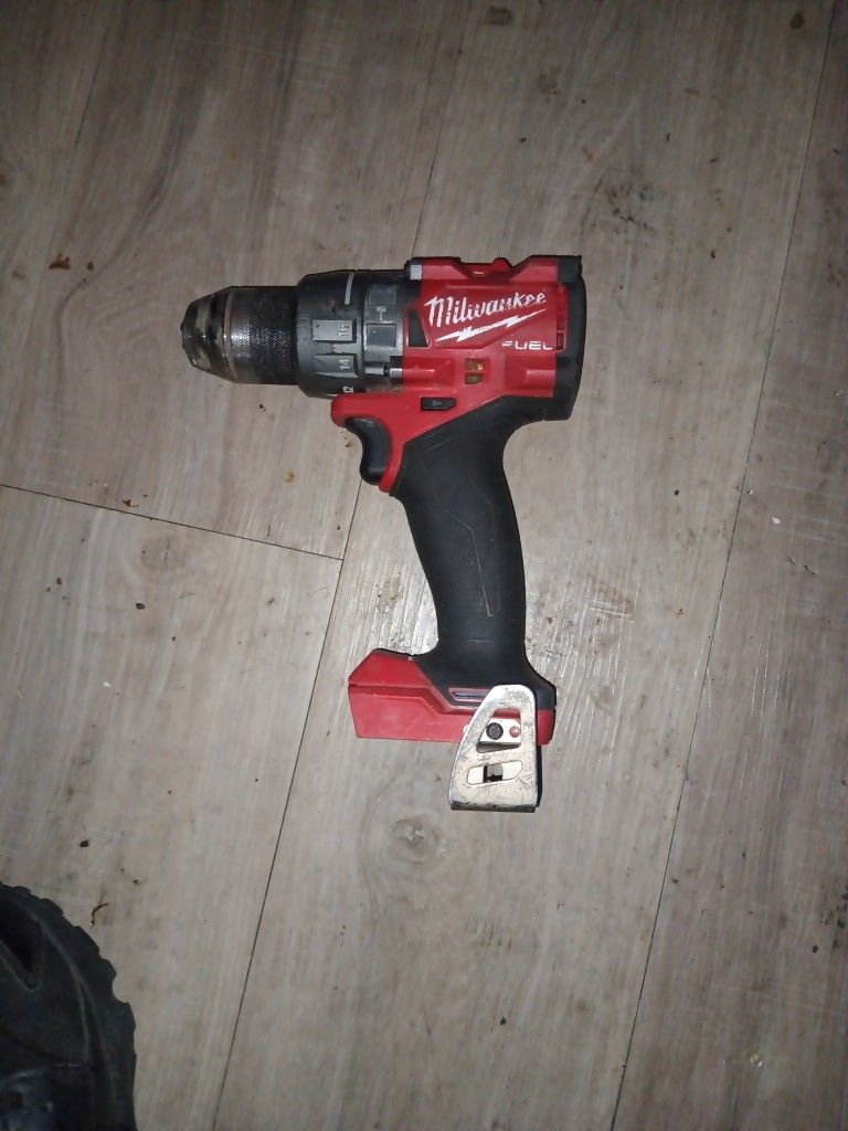 Milwaukee 2904-20 M18