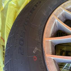 4 / Wheels Tiers  205/65R15 99T XL 