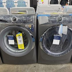 Brand new Electrolux stainless steel washer and gas dryer set 