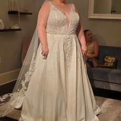 Stella York Wedding Dress