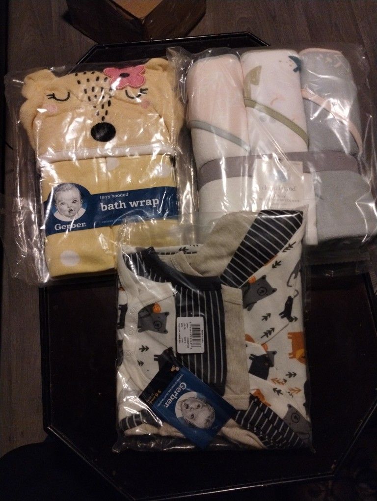 Infant Bath and Comfort Bundle 3 to 6 mos