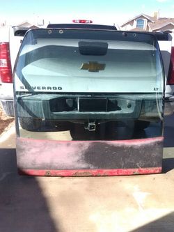 CAMARO BACK WINDOW GEN 3