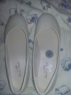 Size ' 7 flats