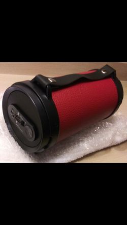 Portable bluetooth speaker Loud ***