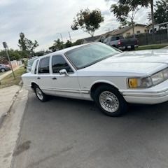 Ford Lincon Tow Car 1994