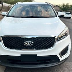 Super Clean 2018 Kia Sorento