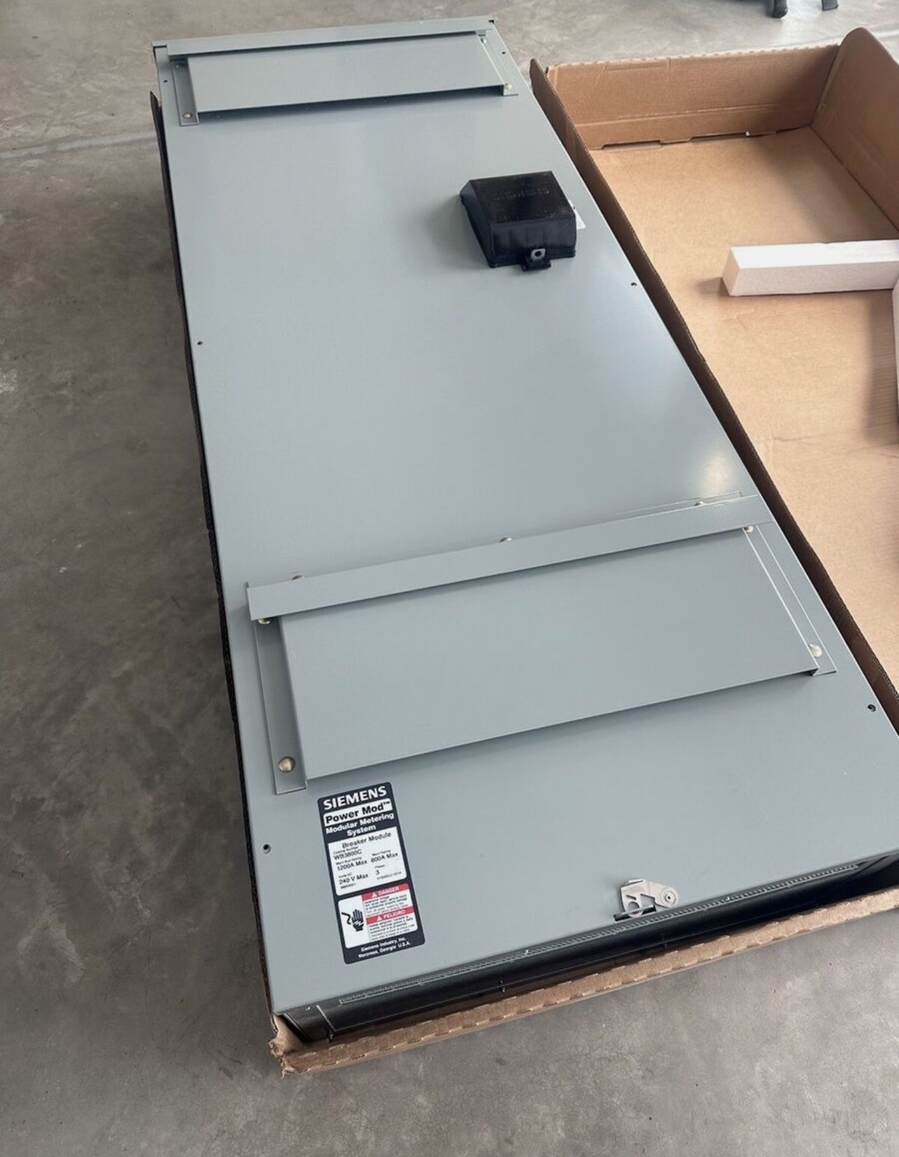 SIEMENS WB1800C POWER Mod 800 AMP 208V/120V 240V 120V 1 PH MAIN BREAKER