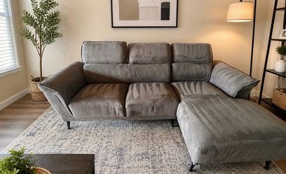 Grey Sectional Sofa with Chaise
