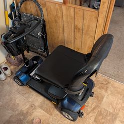 ELITE GO GO MOBILITY SCOOTER