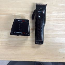 Lo-ProFX High-Performance Low Profile Clipper  - BaBylissPRO LO-PROFX Clipper Charging Base Fx825base
