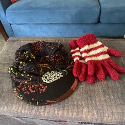 Hat and gloves