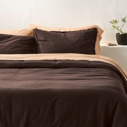 King Heavyweight Linen Blend Comforter and Sham Set Dark Fig - Casaluna