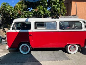 1975 Volkswagen bus