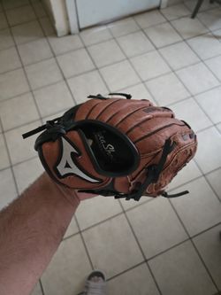 Kids 10 Inch Base Ball Glove