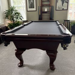 Pool Table 7ft American Heritage ( Free Delivery & Set up & New Color Felt Of Your Choice)