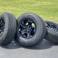 18” Chevy 1500 Silverado Wheels Black Texas Edition oem 6x5.5 rims 275/70R18 tires Tahoe GMC Sierra Yukon