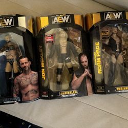 Aew CHASE figures