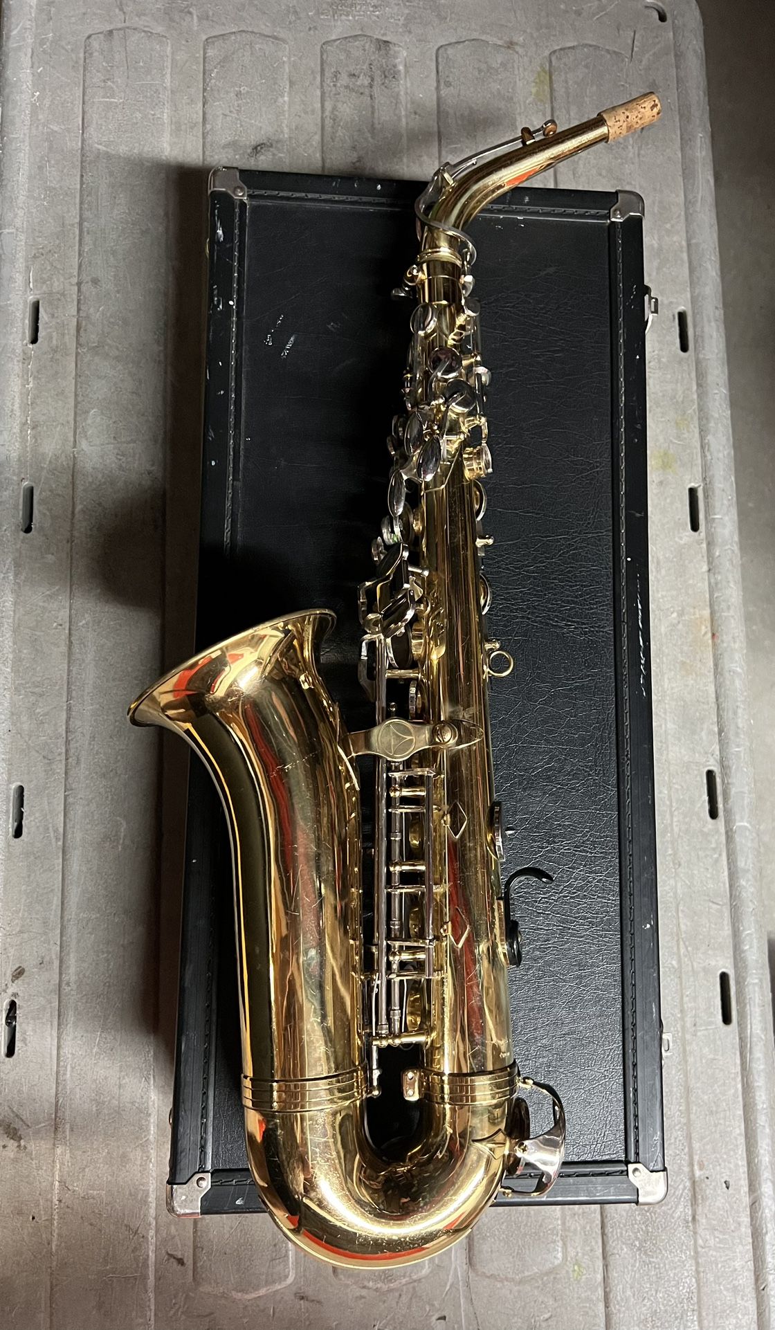 Alto Saxophone — Taiwan, Serial #710637 (For Repair)