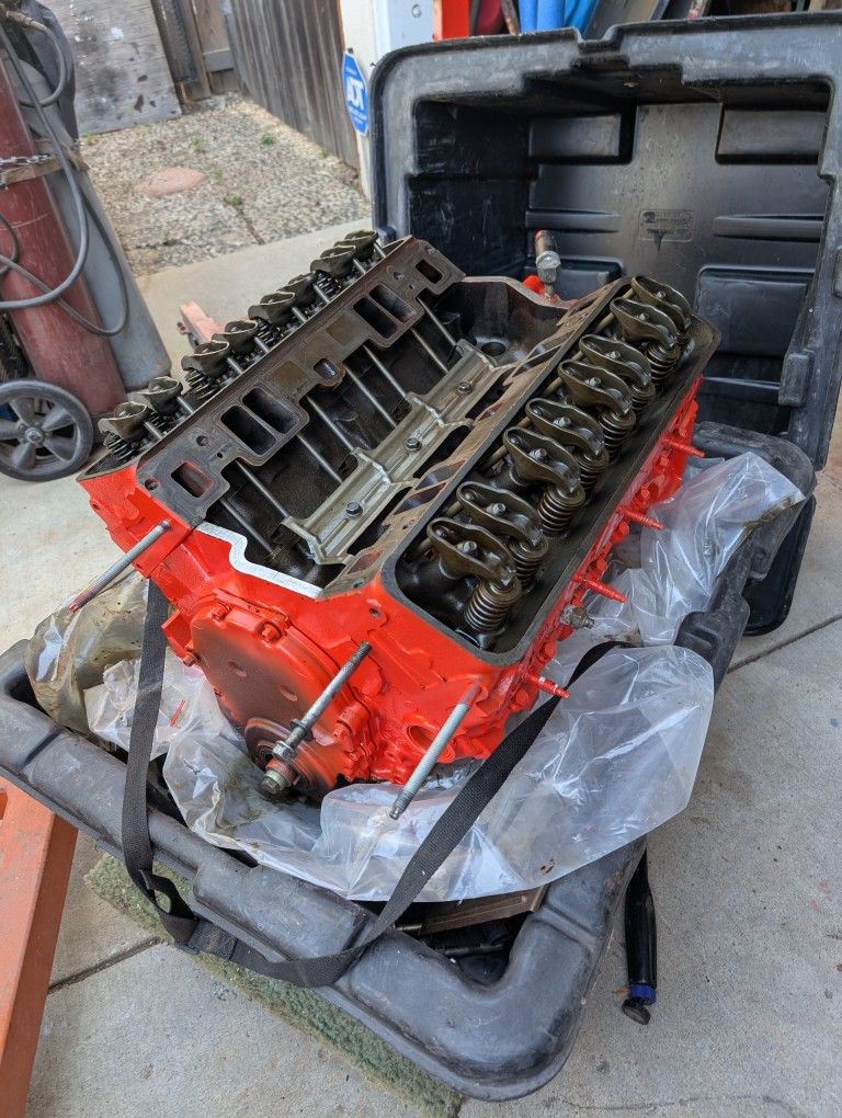 GM 5.7 Vortec Engine