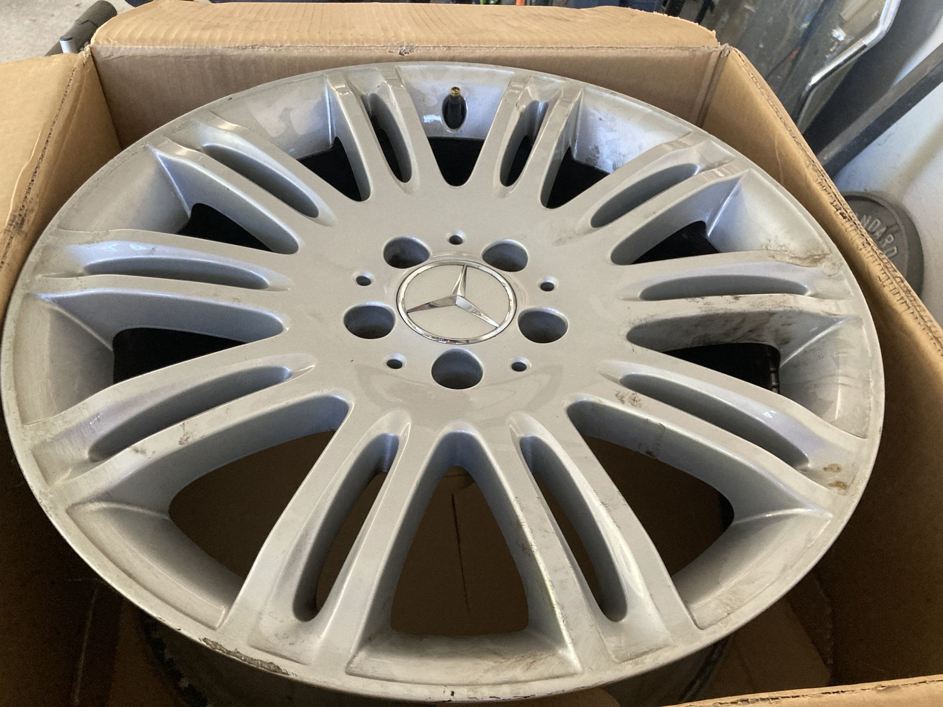 Mercedes Benz E350 18” Rims And Tires 
