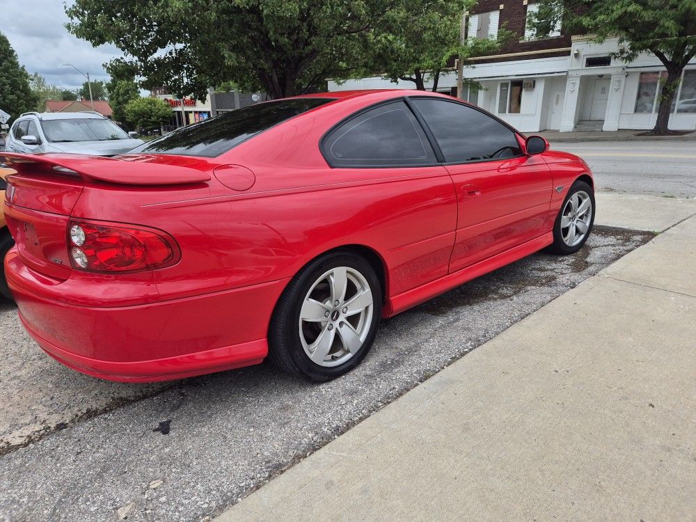 2004 Pontiac GTO
