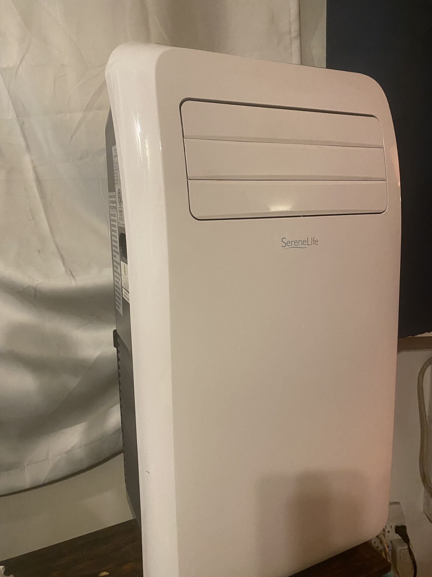 Serenelife Dehumidifier/Portable AC Unit   (1 Week Old)