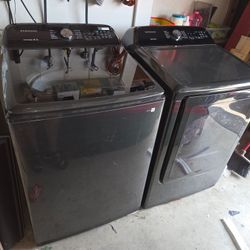 Black Washer And Dryer