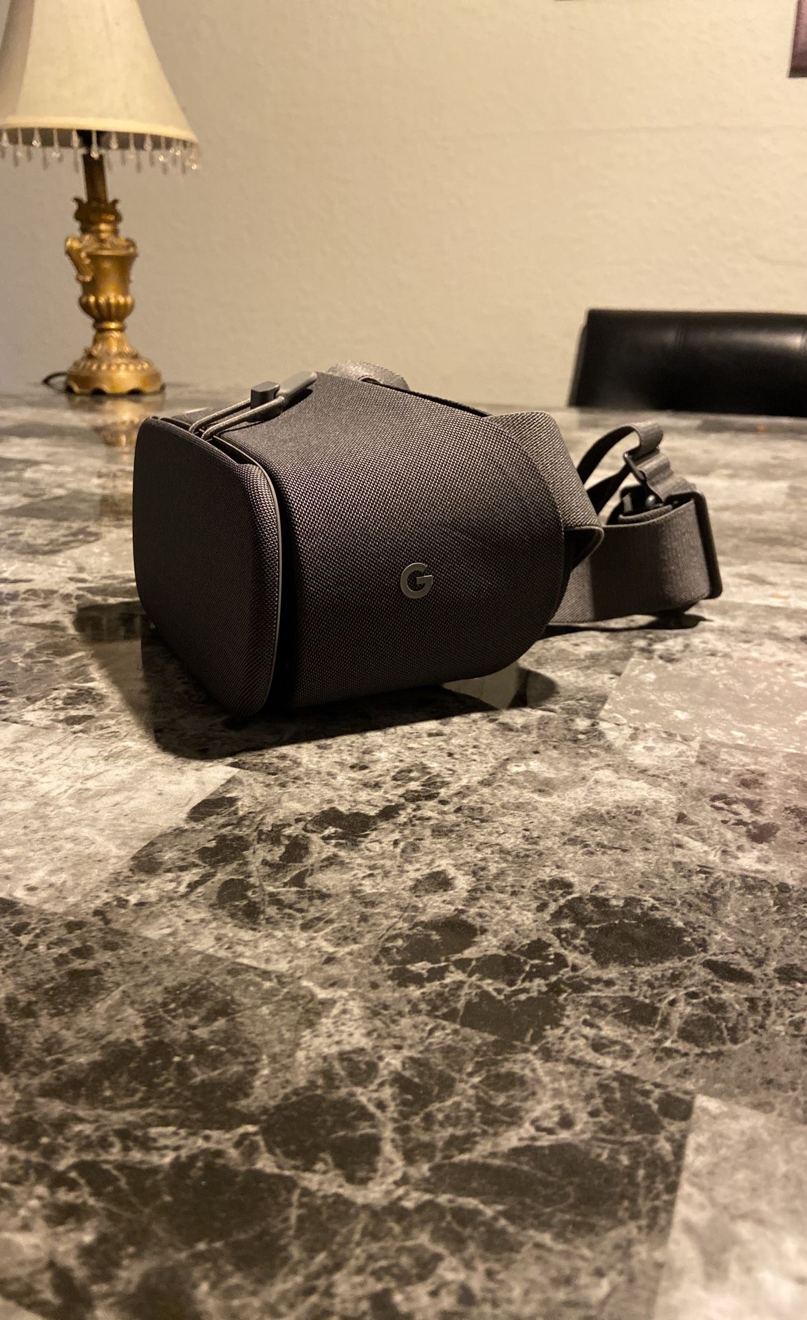 Google Daydream View VR Headset For Smartphones (Read Description)