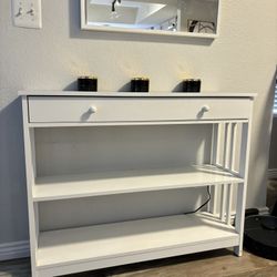Drawer Console / Entry Table