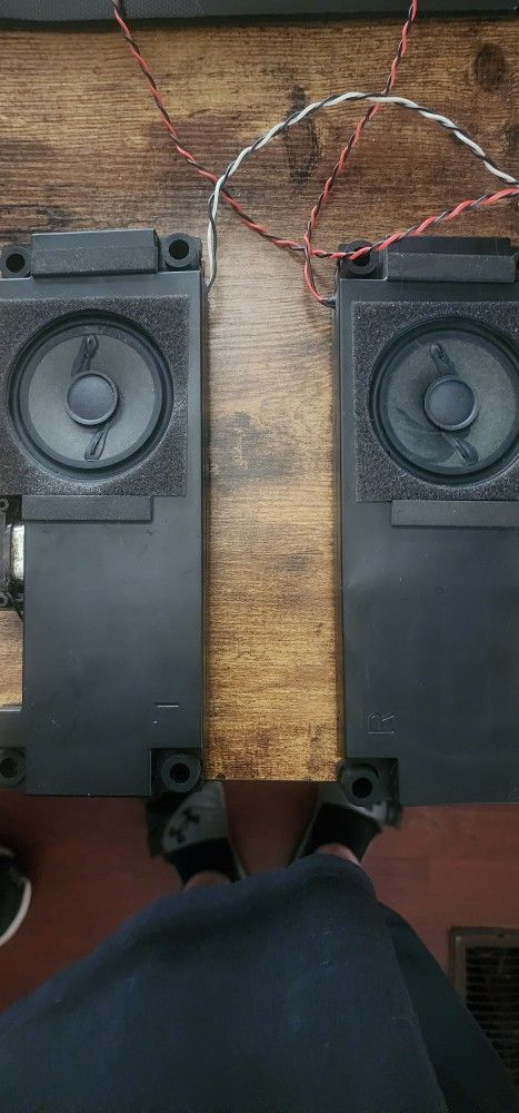 TV speakers 
