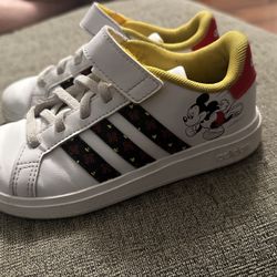 Mickey Mouse Shoes 
