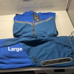 Mens m,l,xl,3x $70 each hmu 🤙🏾 🔥✅