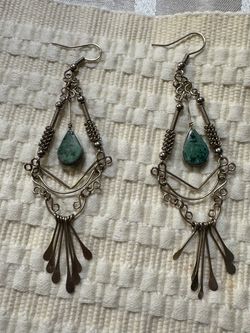 STUNNING VINTAGE HAND CRAFTED DANGLY EARRINGS