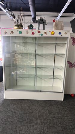 White Glass Display Cabinet with Sliding Doors