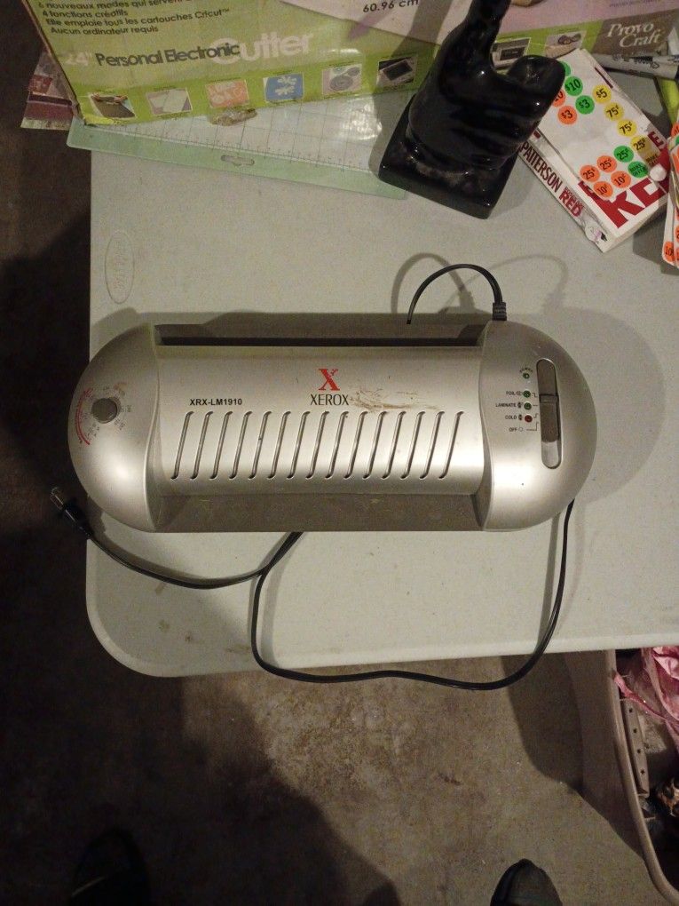 Xerox XRX-LM1910 Laminator