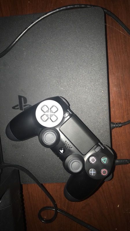 PS4 Slim