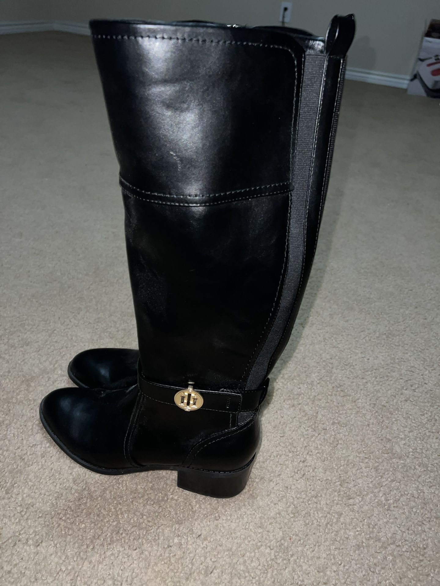 Women’s Tommy Hilfiger Boots Black 8.5