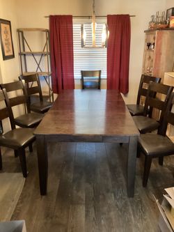 Dining room table