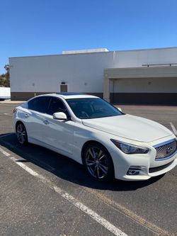 2015 Infiniti Q50