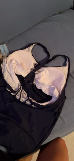 New top swimsuit medium size