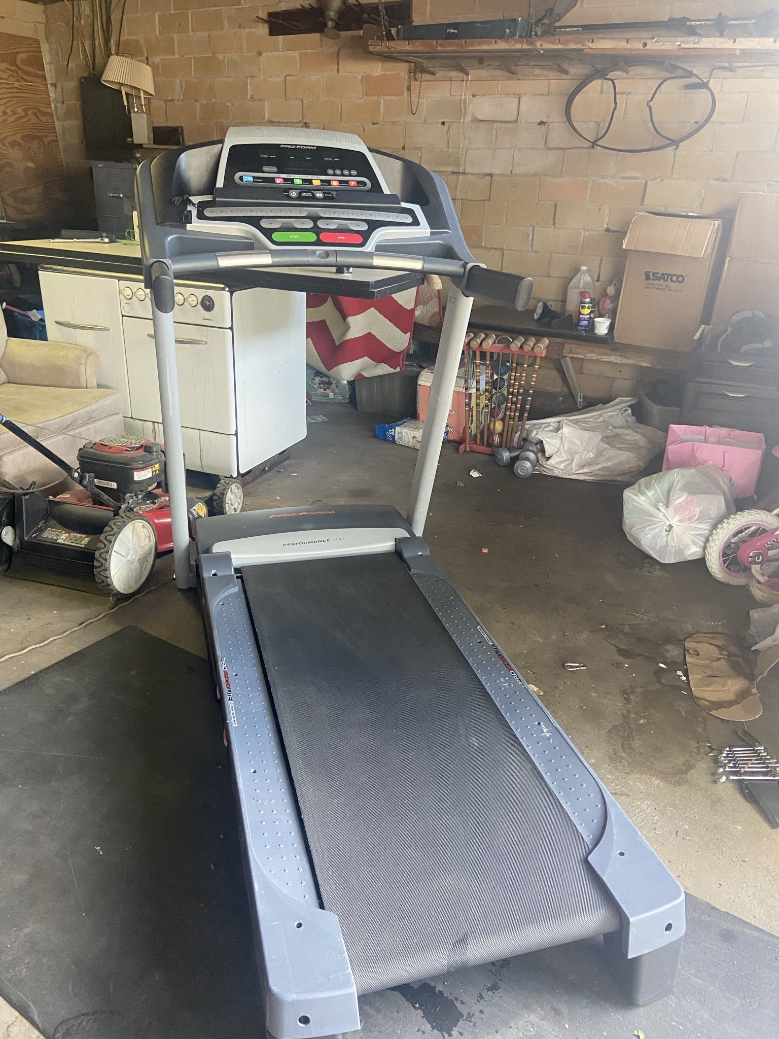 ProForm Treadmill. Power Incline! 