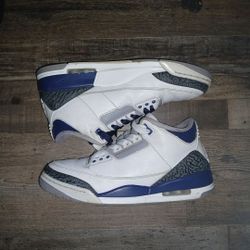 Jordan 3 Midnight Navy Sz 9