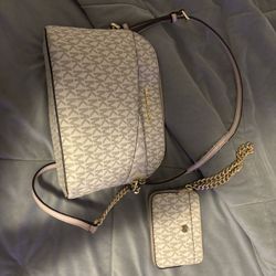 Michael Kors Crossbody Purse With Matching Wallet